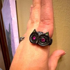 Betsey Johnson Vampire Slayer Owl Stretchy Ring